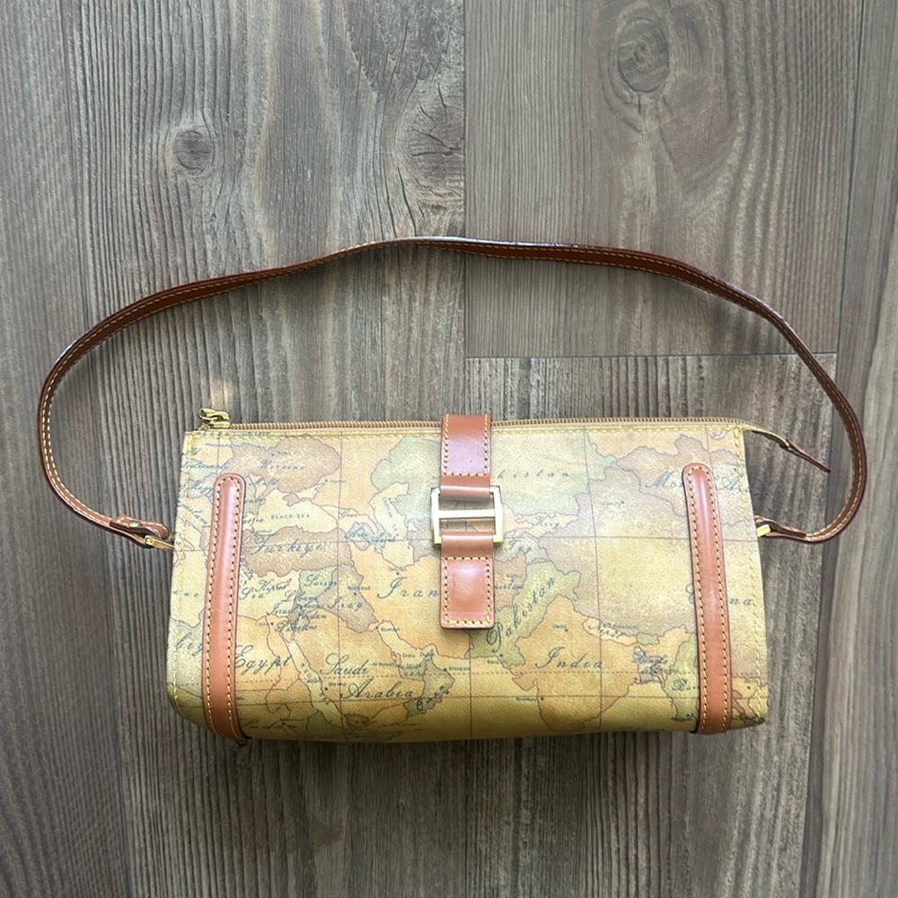 Alviero Martini 1A Classe Shoulder Bag Bought in Italy - Excellent Condition!